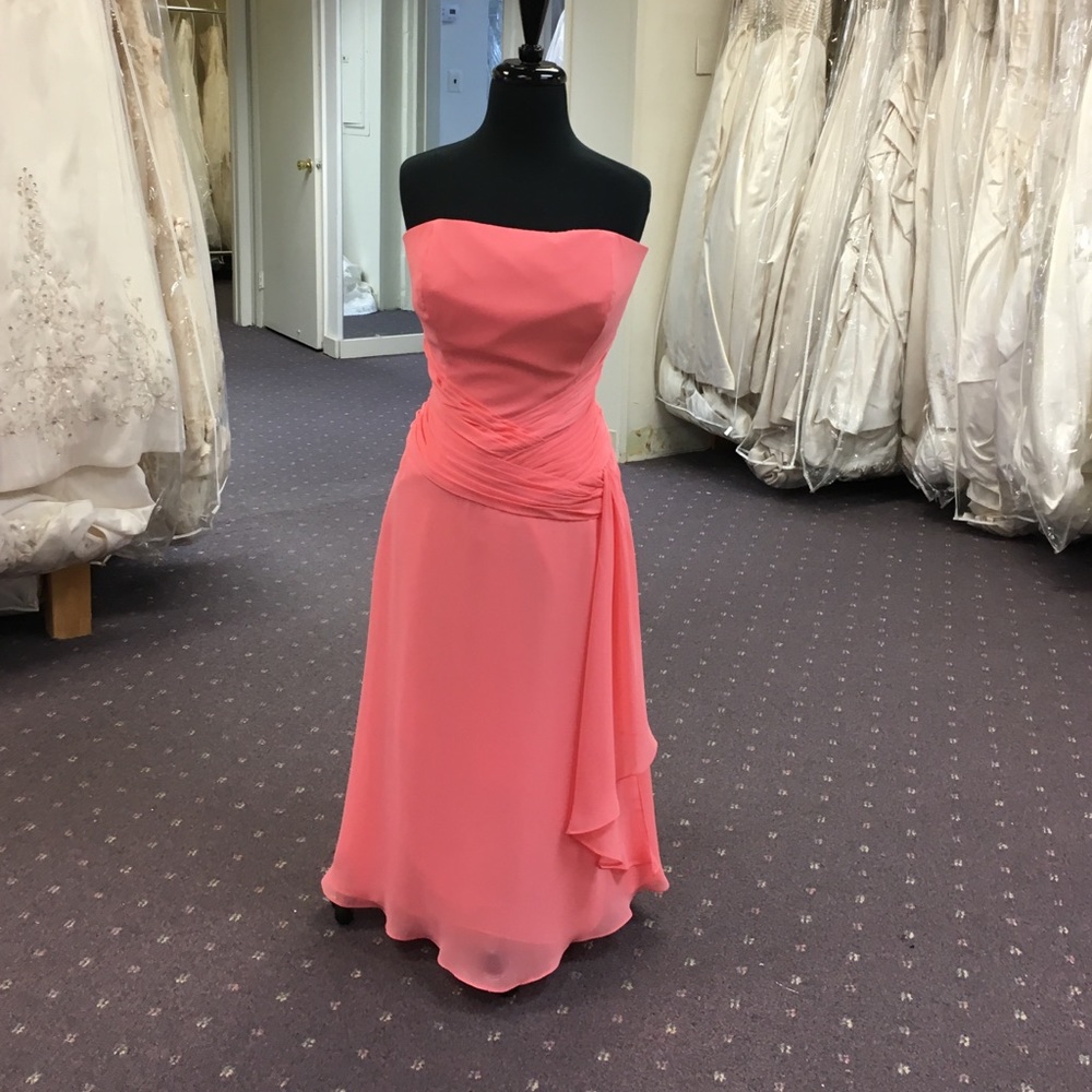 Peach short cocktail dress